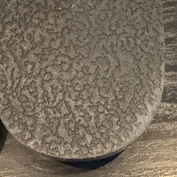 Zara Black Sandals with Gold Accent - Picture 11 of 17